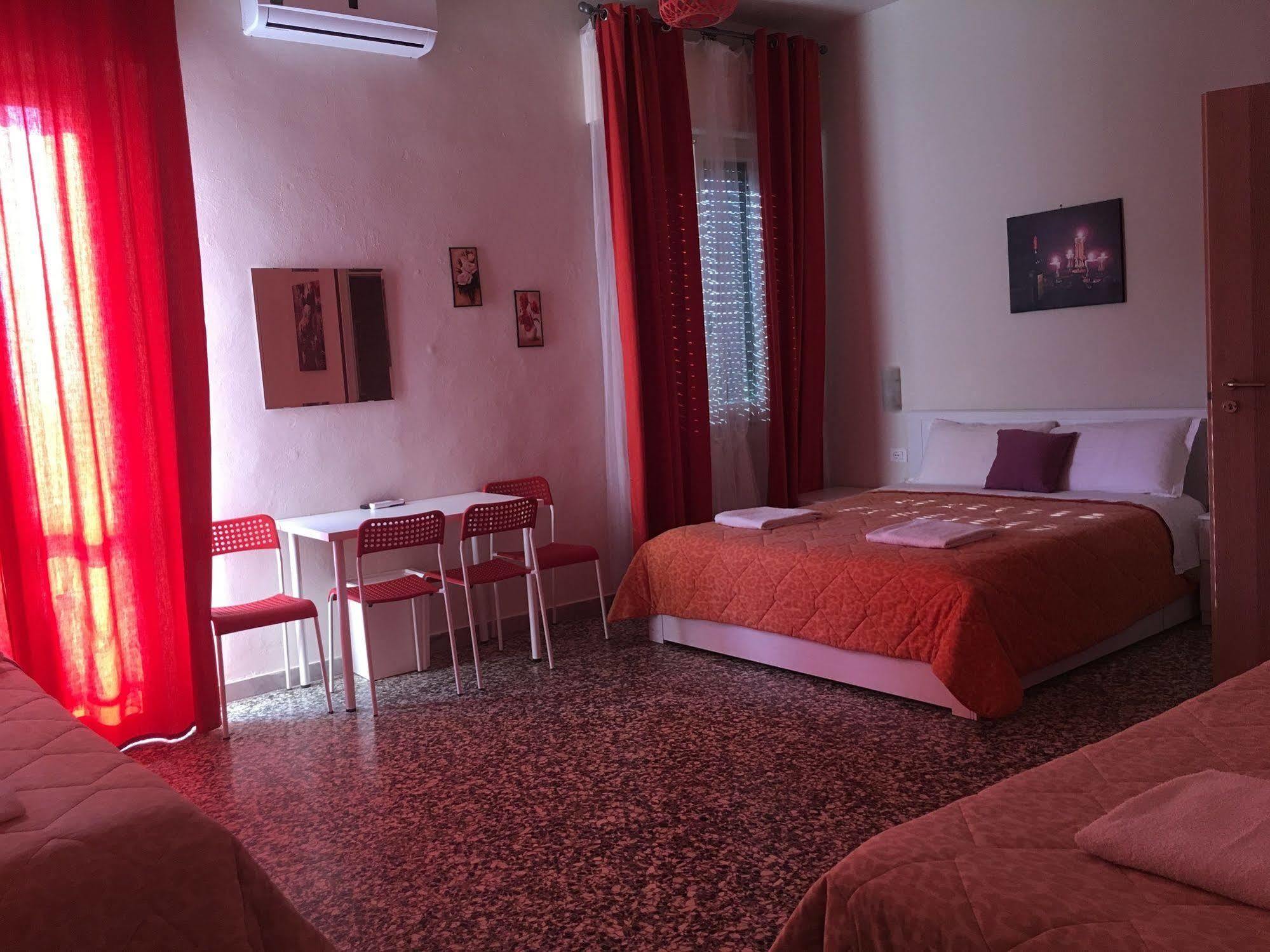 Bed and Breakfast Aliante Turist House à Pise Extérieur photo